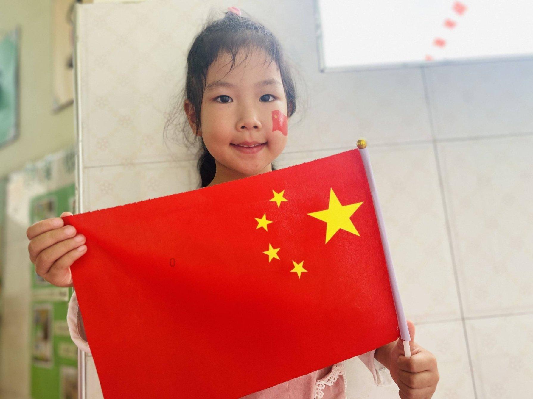 强力震慑！武定警方押解多名犯罪嫌疑人集中公开辨认现场